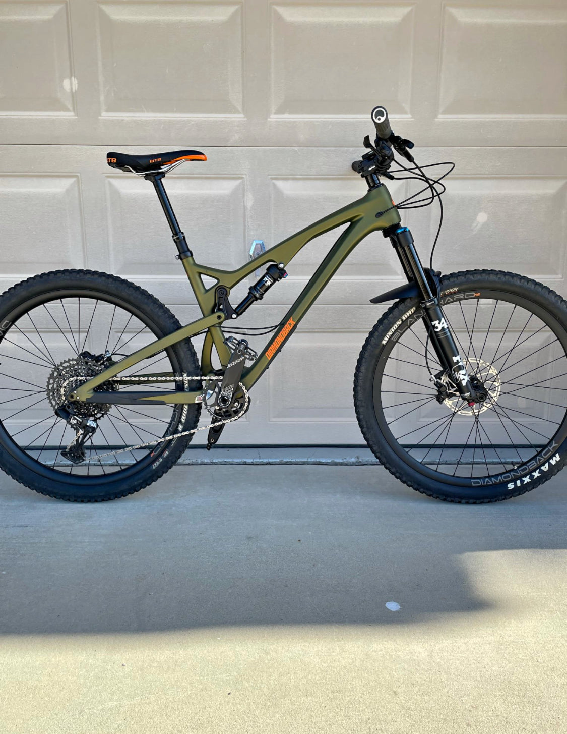 DiamondBack  Release 4c  R 27.5  Año 2019