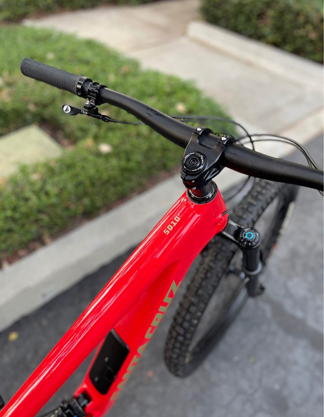 Santa Cruz  5010 C R 27.5  Año 2023